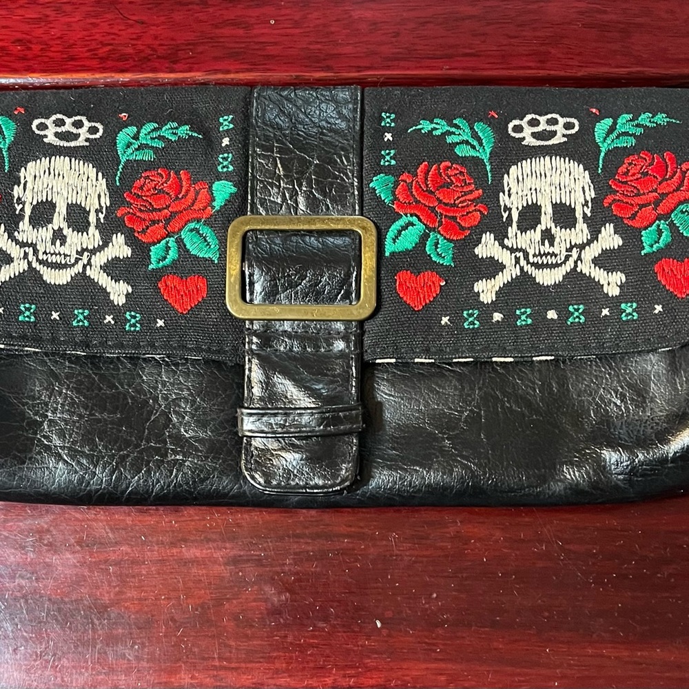Disney Loungefly Spooky Clutch Purse Skulls Red Roses Embroidered Black Leather